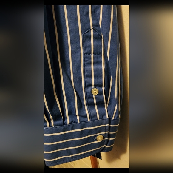 Ralph Lauren Button Up - Picture 3 of 3